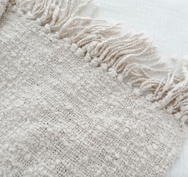 Cozy Cotton Boucle Fringe Throw