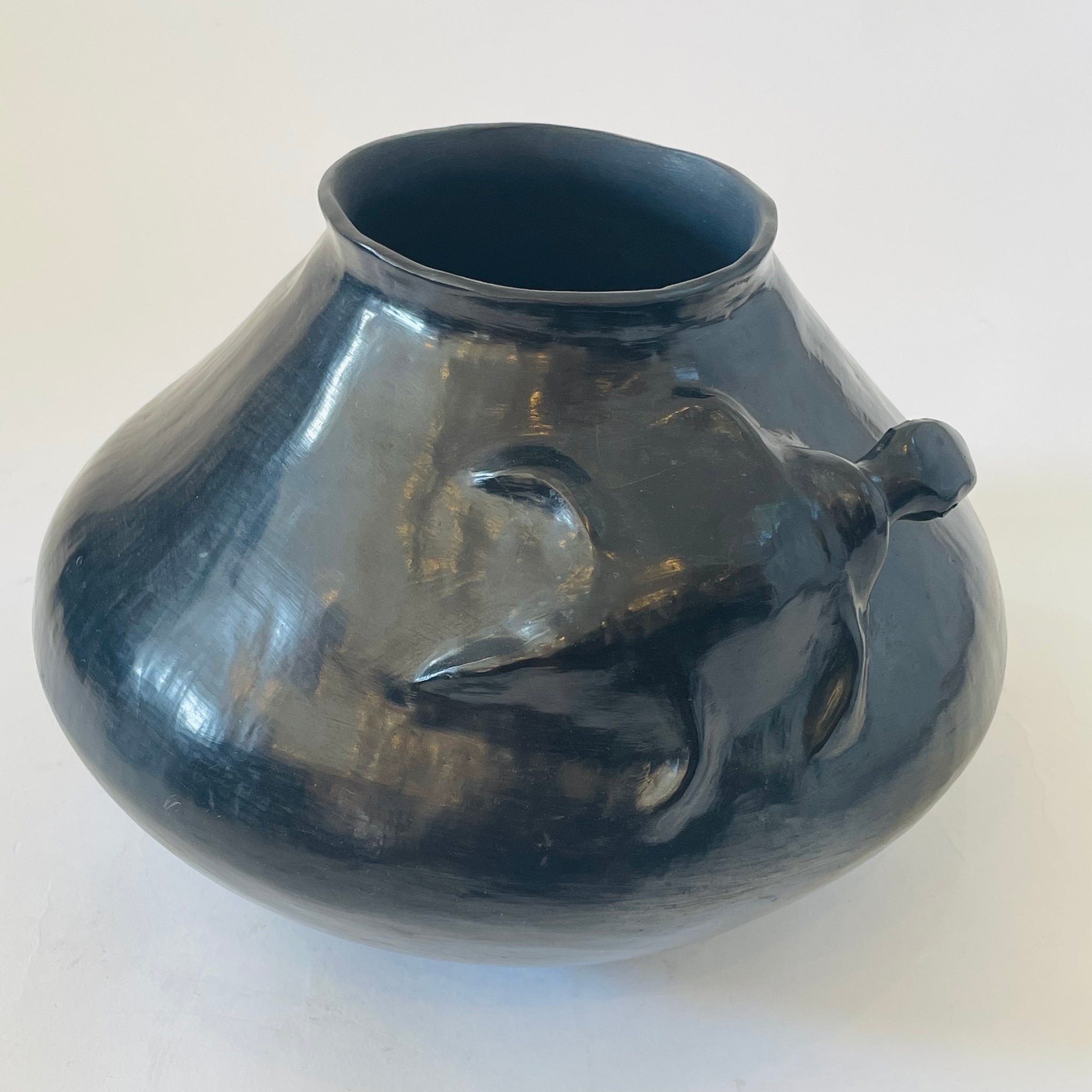 Black Mexican Pottery With Reptile