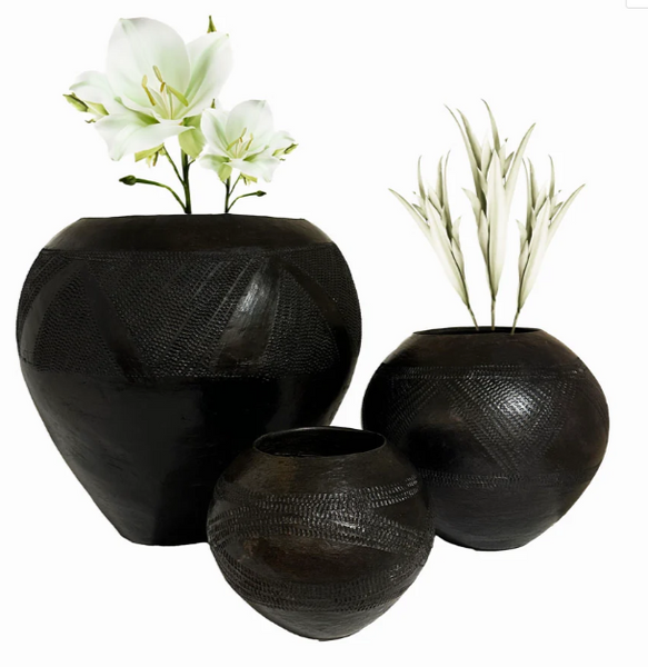 Zulu Clay Pot, Black